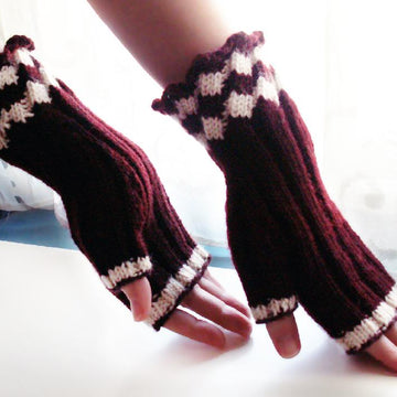 Checkerboard mitts