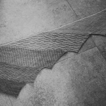 LINEE shawl