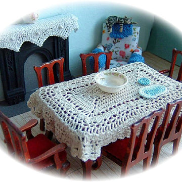 1:24th scale lace tablecloth and table mats
