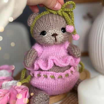 Knitting pattern Outfit for teddy bear girl