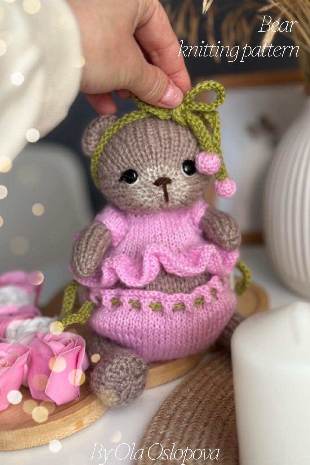 Knitting pattern Outfit for teddy bear girl