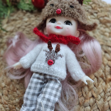 Tiny Christmas sweater for Obitsu11