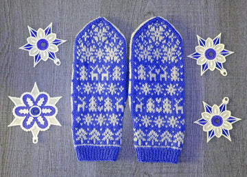 Fun in the Snow Mittens