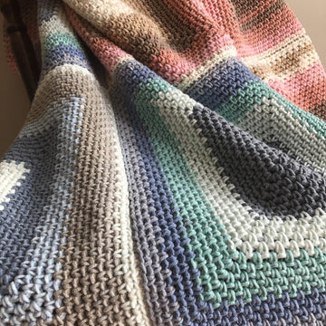 Around the Bend Throw