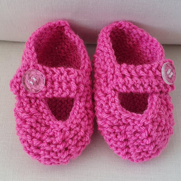 Tamika - Garter and lace stitch baby shoes