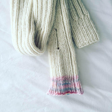 MAYA legwarmers woman
