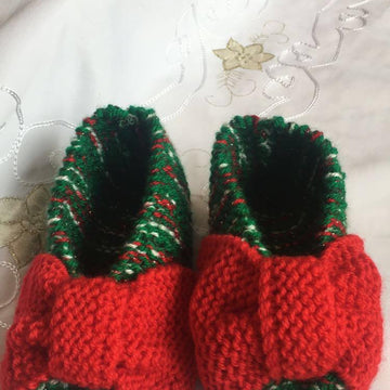 DK knitting pattern Christmas eve box slippers or slipper socks using 2 strands of DK yarn knitted together age 8yrs - Adult