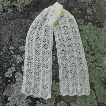 Rippling Candlesticks Scarf