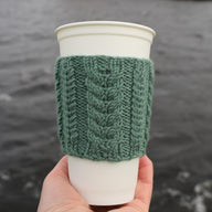 Claddagh Cables Cup Cozy