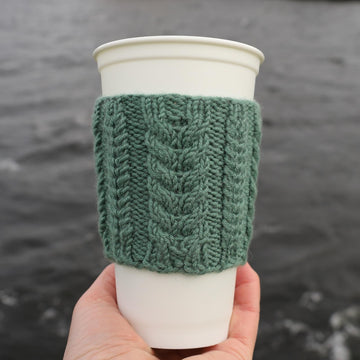 Claddagh Cables Cup Cozy