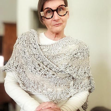 Shining shawl