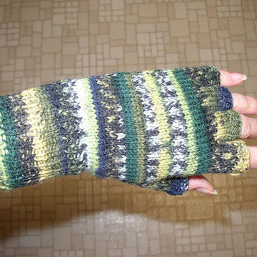 Fingerless Gloves On Two Needles