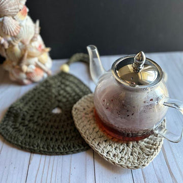 Trivet with strap