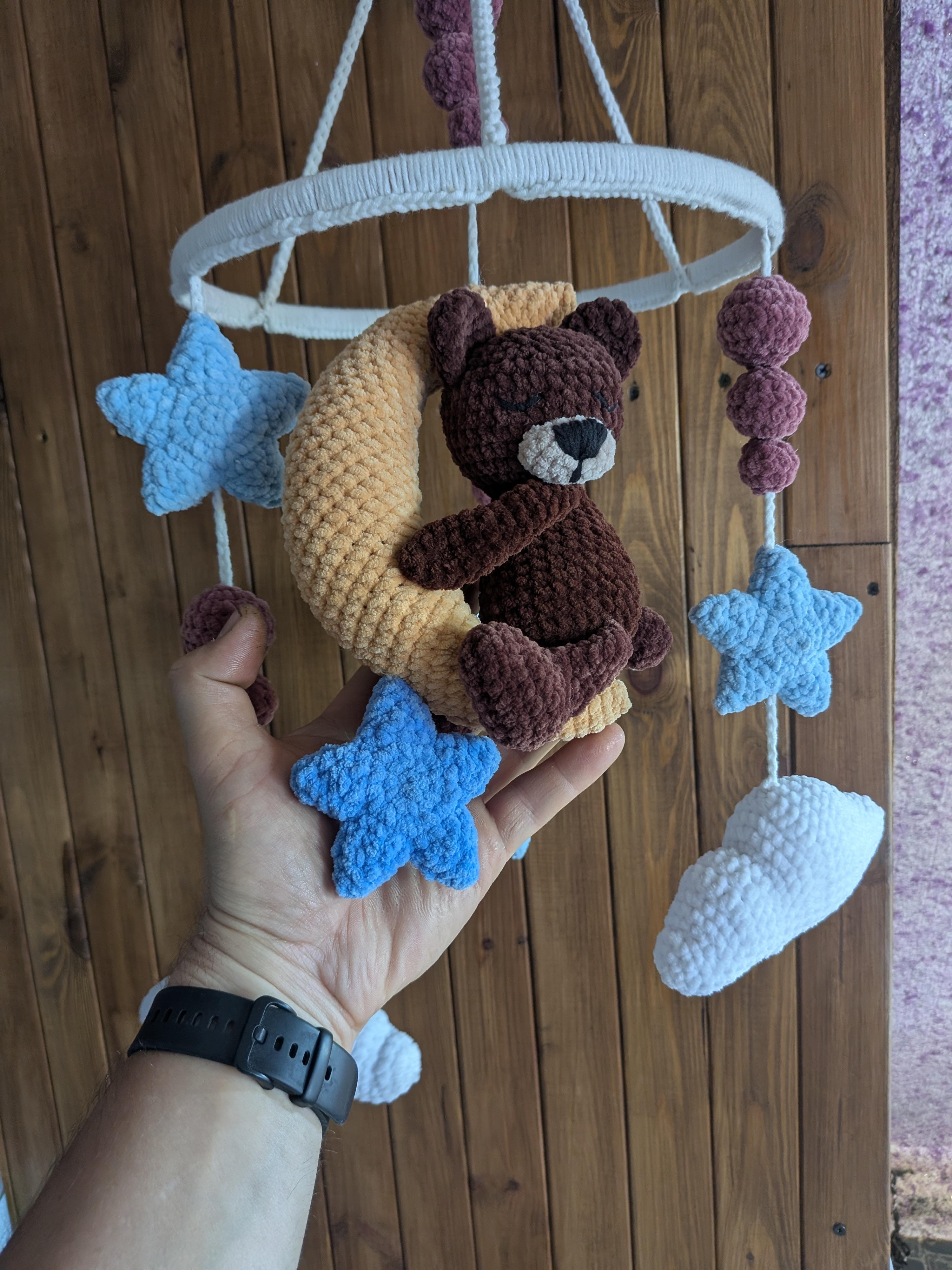 Baby mobile bear English-US