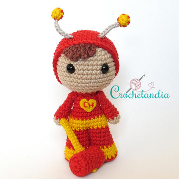 El Chapulín Colorado amigurumi doll - crochet pattern by Crochelandia