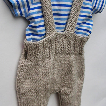 Baby’s Knitted Dungaree with motif pocket (dog or cat) 0-3 years