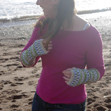 Flora Mitts