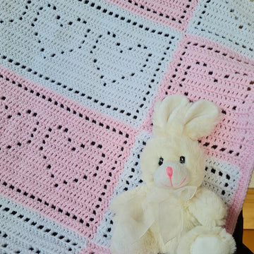 Hearts Galore Filet Blanket