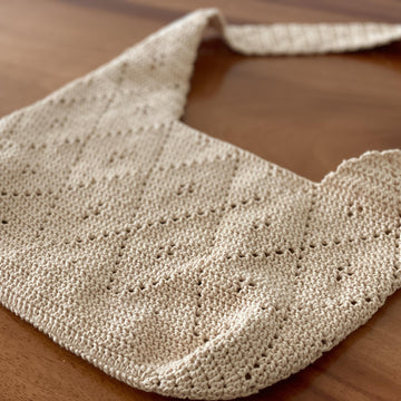 Diamond Pattern Hobo Bag