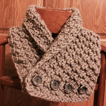 Button It Up Cowl