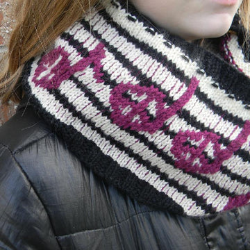 Peaceful Rhythm Cowl
