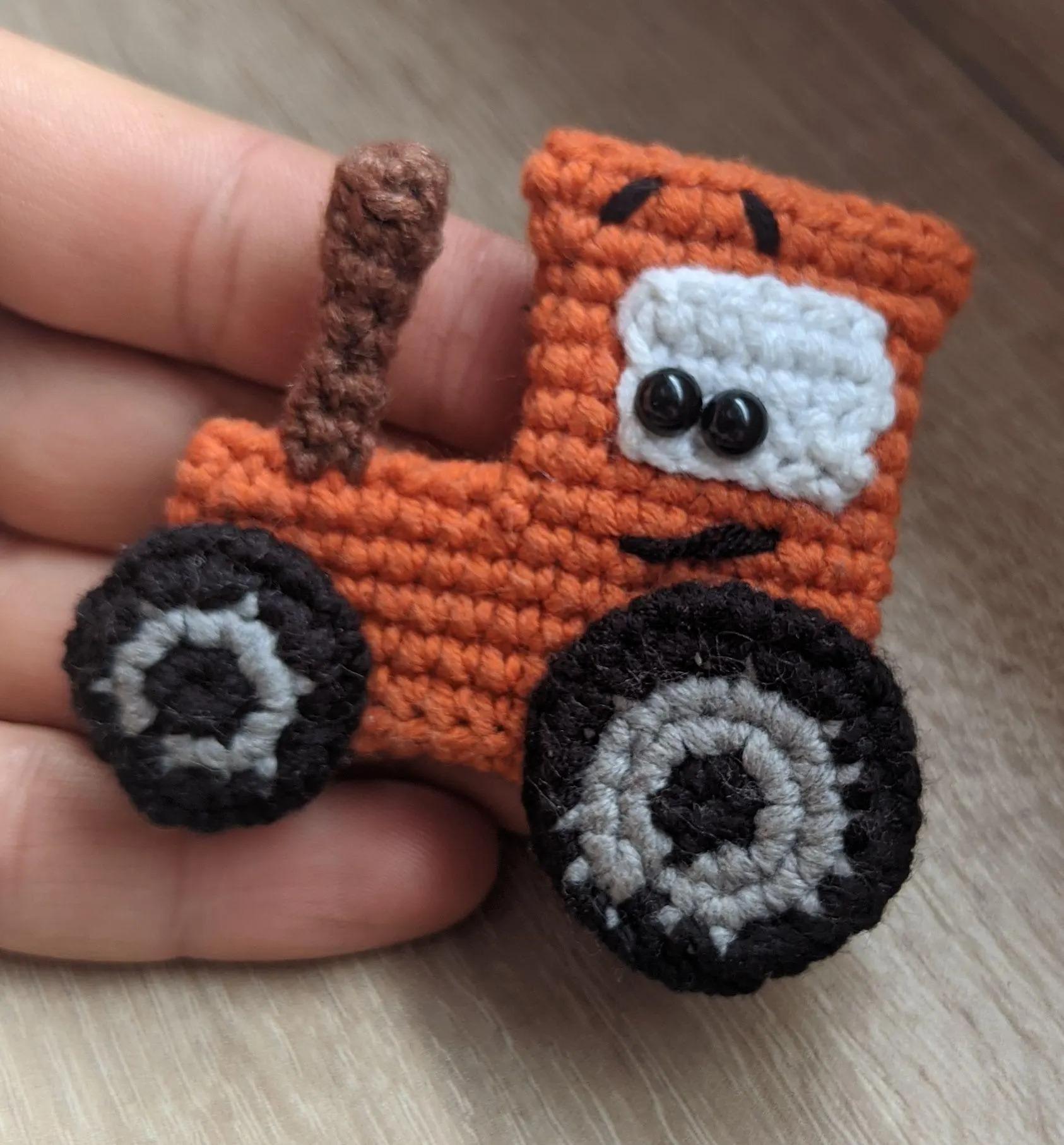 Fidget toy  Tractor English-US