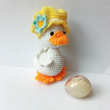 Duckling amigurumi toy