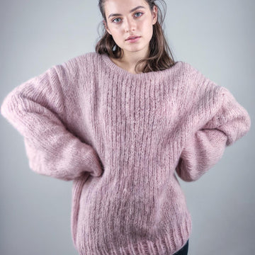 Chunky knit pullover
