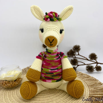 Lana the Llama (Low-Sew)