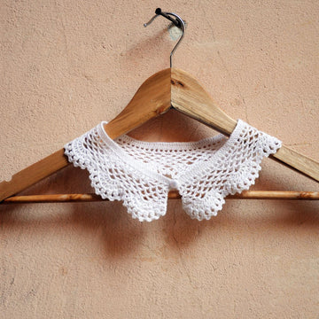Taya detachable crochet peter pan collar