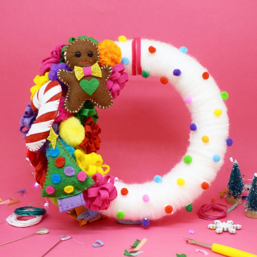 The Make Arcade Festive Wreath DIY Craft Kit - 20cm