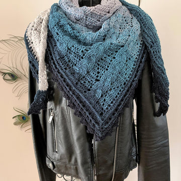 Triangular Scarf "Kabye"