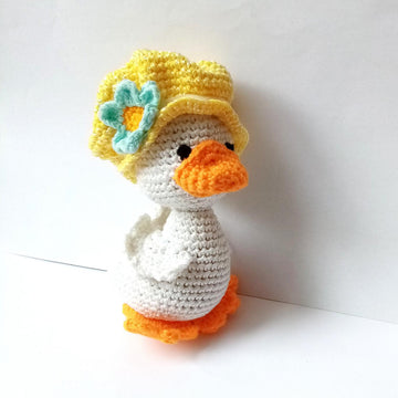 Duckling amigurumi toy