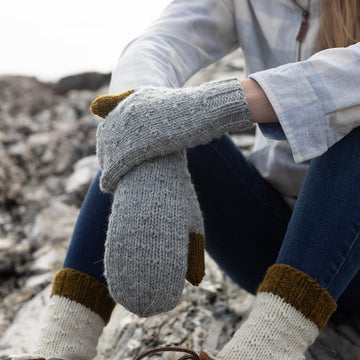 Peppermint & Pine Mittens
