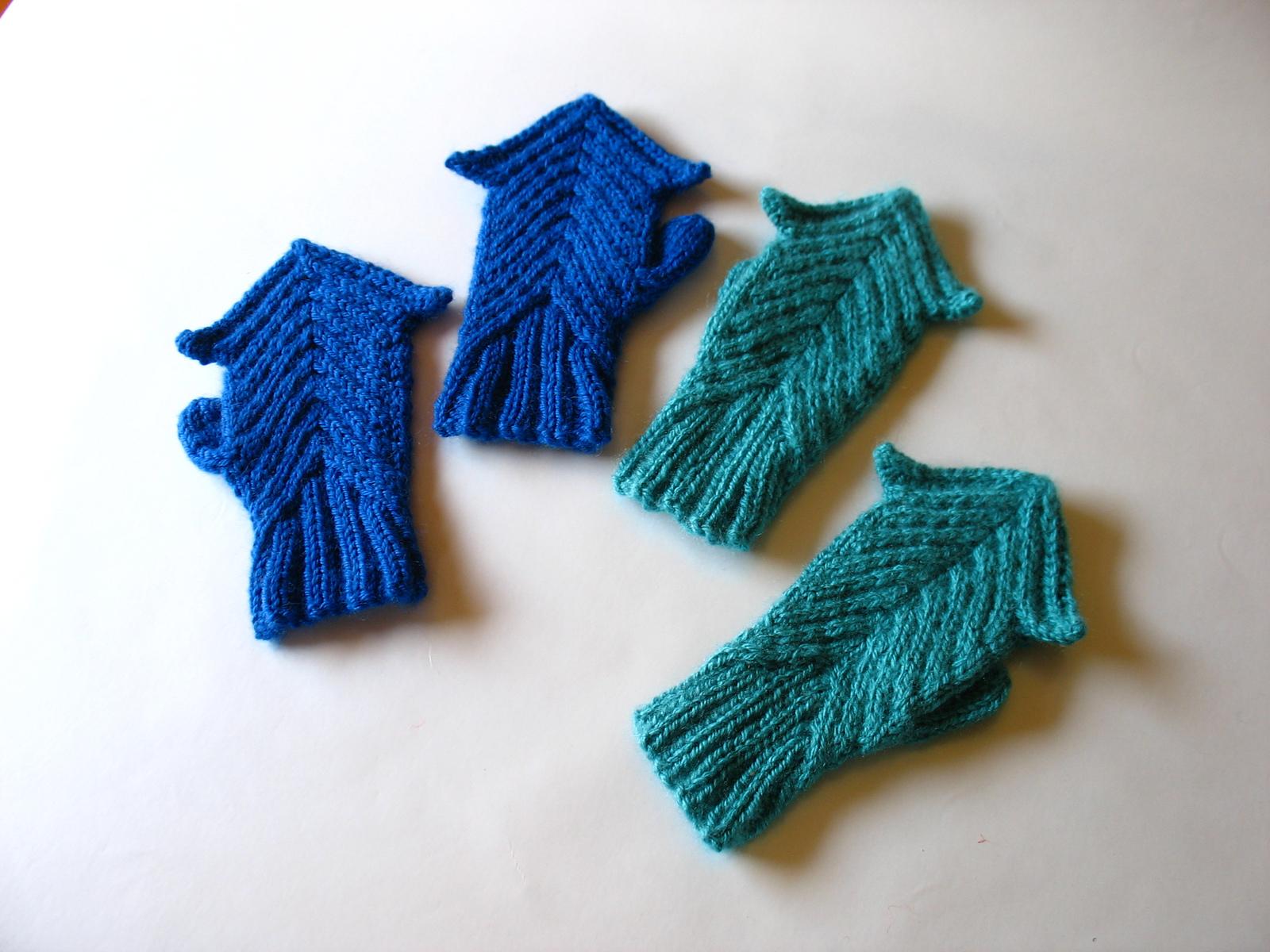 Squid Mittens