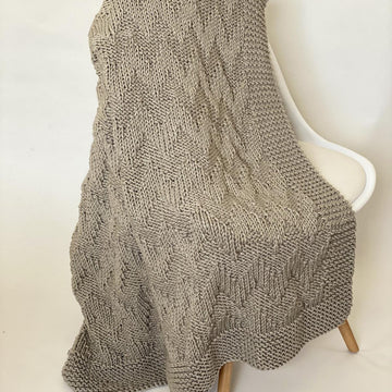 Easy Chevron Knitted Blanket