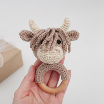 Highland cow baby rattle teether toy amigurumi crochet pattern