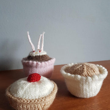 Knitted Cupcake