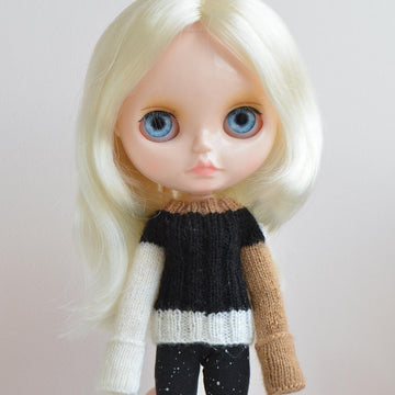 Sweater for doll