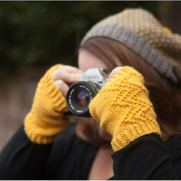 Zig Zag Mitts
