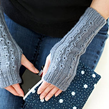 Aaron fingerless mitts