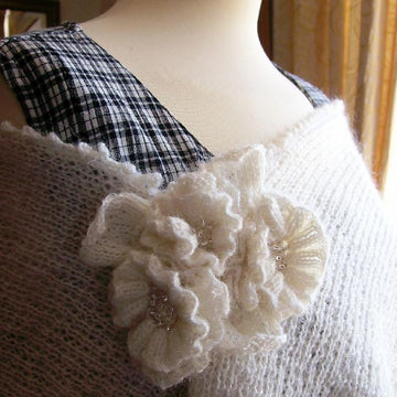 Wight Wedding Shawlette