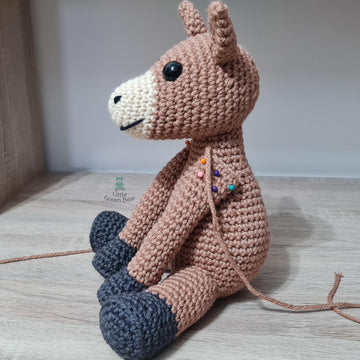 Harrold the Horse - US Terminology - Amigurumi