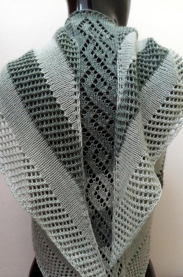 Diamond Chain Lace and Eyelets