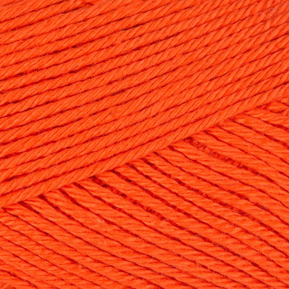 Yarn and Colors Must-Have