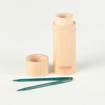 Knitter's Pride The Mindful Collection - Teal Wooden Darning Needles in Beech Wood Container
