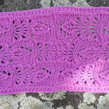 Raspberry Leaf Scarf