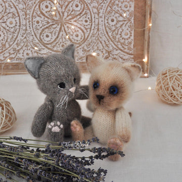 Knitted Kitten Back & Forth Pattern
