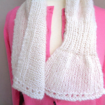Cream Puff Keyhole Scarf
