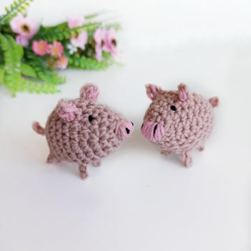 Tiny pig crochet pattern